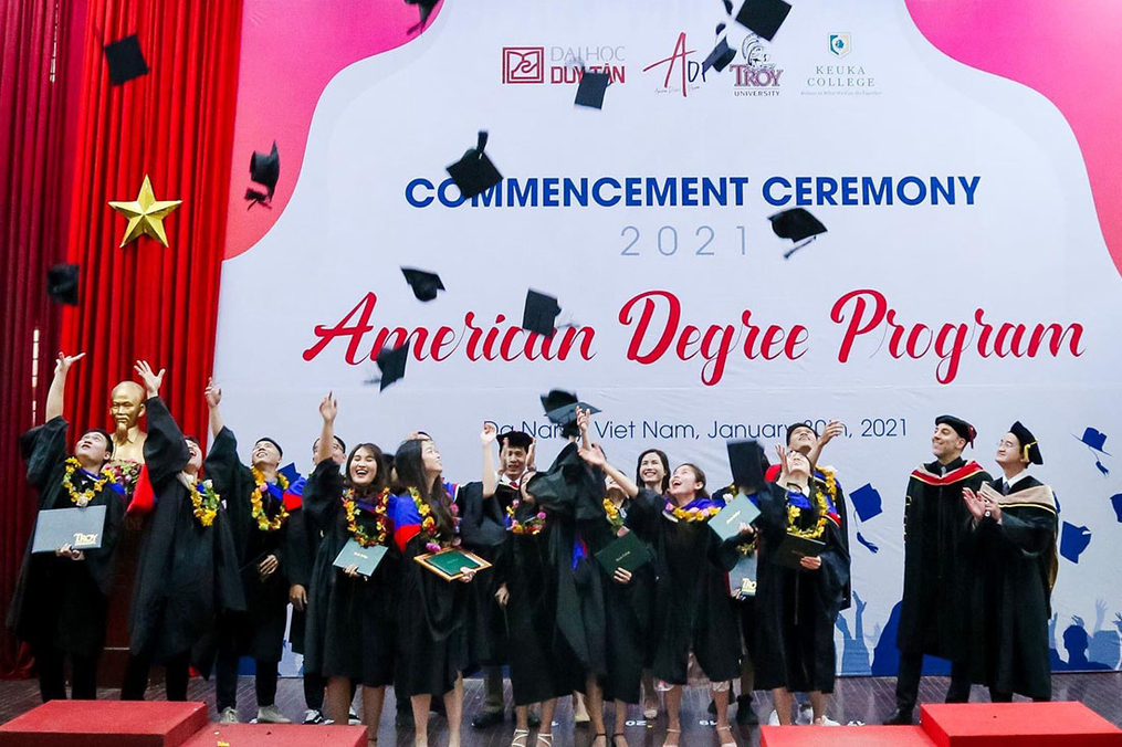 Keuka College Vietnam Program Graduates Celebrate | Keuka College